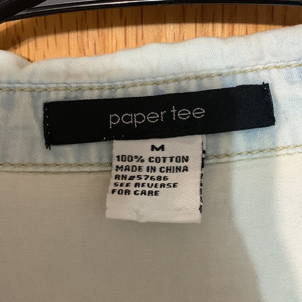 womens button down - Picture 2 of 4